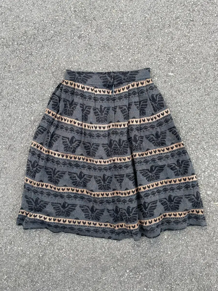 Young Chateau Skirt